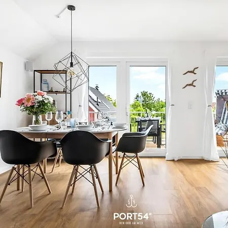 Vakantiehuis In With Swimming Pool